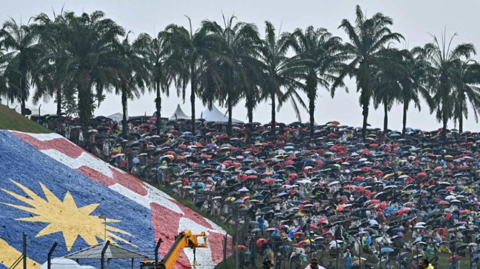  Malaysia: Start der Formel 1 fast 100 Minuten versp&auml;tet 