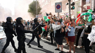 Suspens&atilde;o da &uacute;ltima etapa da Volta da Espanha provoca batalha pol&iacute;tica