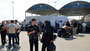 A la fronti&egrave;re entre Gaza et l'Egypte, m&ecirc;me les passeports &eacute;trangers ne valent "rien" 