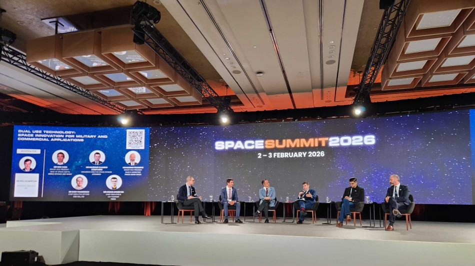  Italia pronta a cooperare con la nuova Space Agency di Singapore 