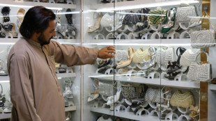 Las restricciones a las mujeres afganas hunden el comercio en Herat