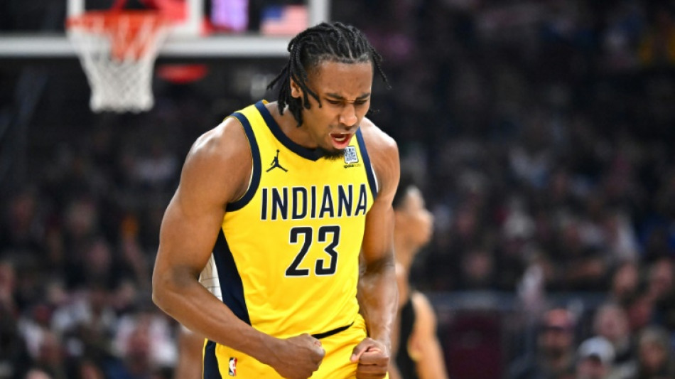 Pacers roar back to stun Knicks in Eastern Conference finals opener