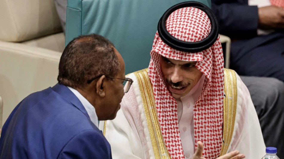 La Liga &Aacute;rabe readmite al r&eacute;gimen sirio despu&eacute;s de 11 a&ntilde;os y 500.000 muertos