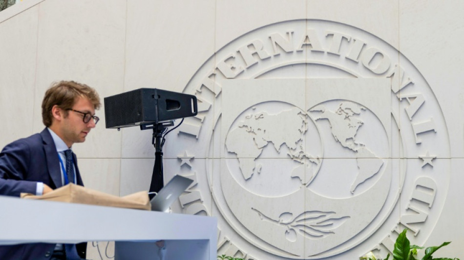  FMI reduz previs&atilde;o de crescimento global para 3% em 2026 