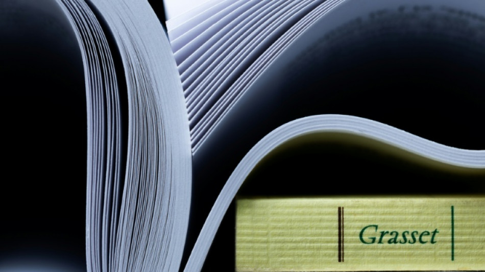 Grasset: 300 auteurs appellent &agrave; la cr&eacute;ation d'une "clause de conscience" dans l'&eacute;dition 