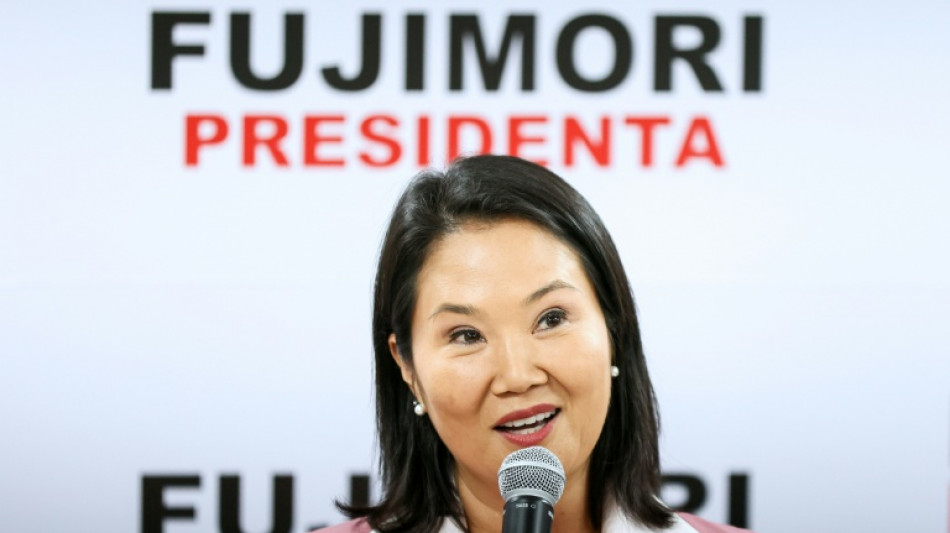  Peruvian political heir Fujimori wins presidency 