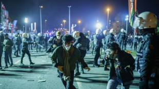 Turkish fans, artists urge Muse to cancel Istanbul gig