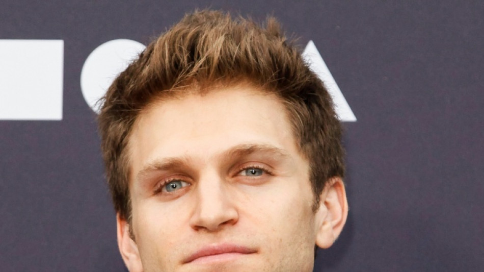  L'acteur Keegan Allen affirme avoir &eacute;t&eacute; victime d'un vol &agrave; main arm&eacute;e 