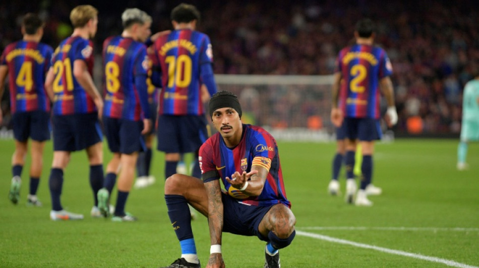 Barca hammer Alaves to retain Liga top spot 