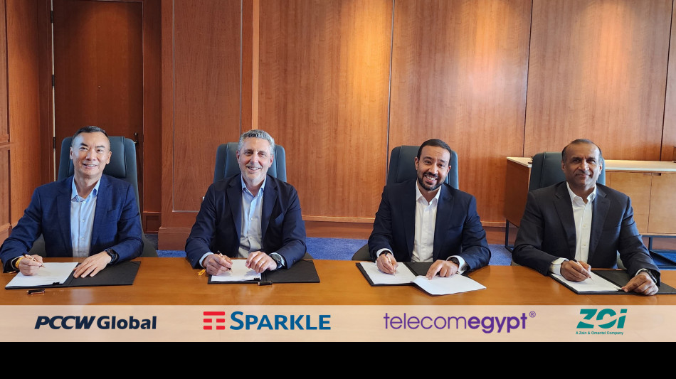 I cavi sottomarini di Sparkle collegano Genova e Hong Kong