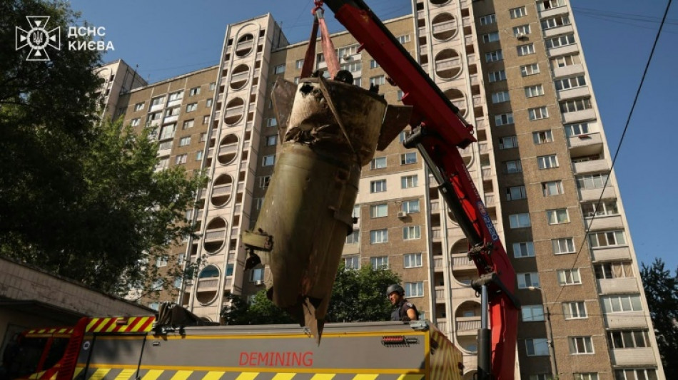  Ukraine: au moins deux bless&eacute;s dans une attaque contre Kiev 