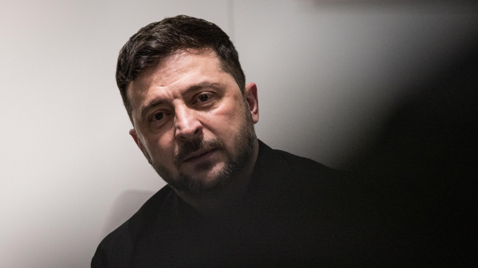  Zelensky, 'non riconosceremo il Donbass come territorio russo' 