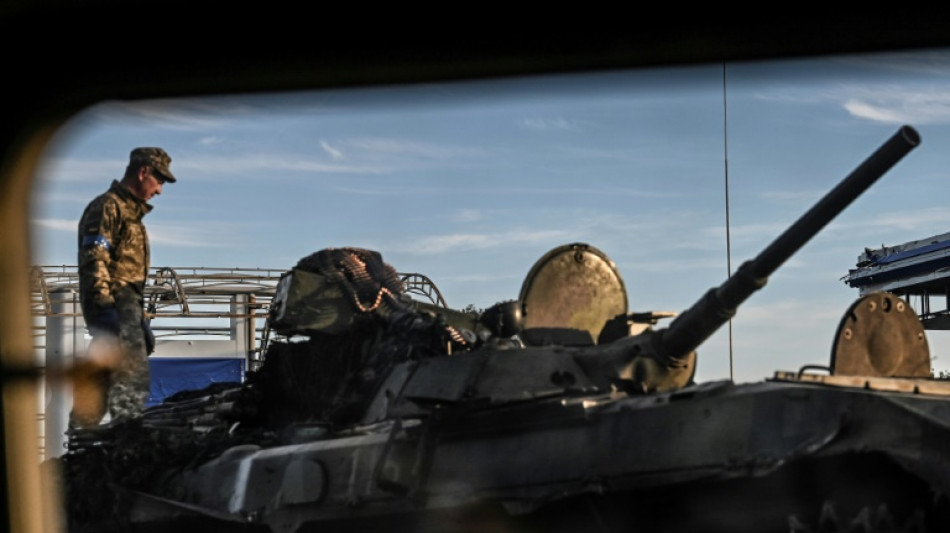 Kiev revendique des perc&eacute;es dans le sud et la reprise d'une ville cl&eacute; dans l'est