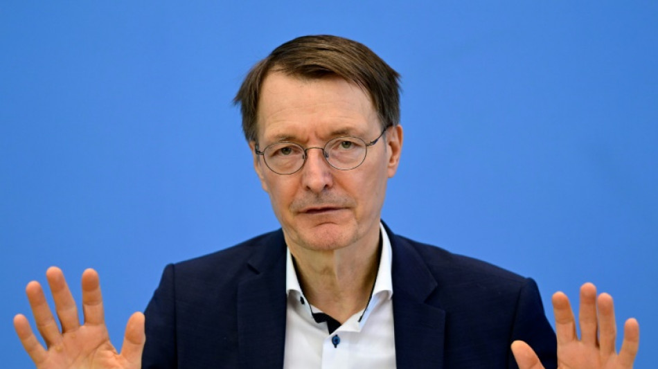 Lauterbach ruft zur Hilfe f&uuml;r &auml;ltere Menschen wegen Hitzewelle auf