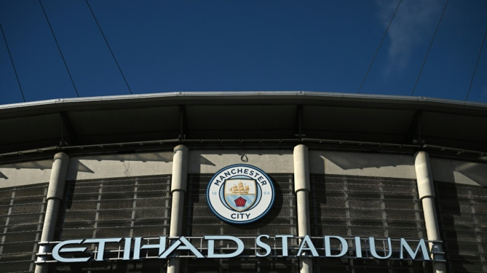  El f&uacute;tbol ingl&eacute;s teme "graves consecuencias" por el caso del City, que se defiende 