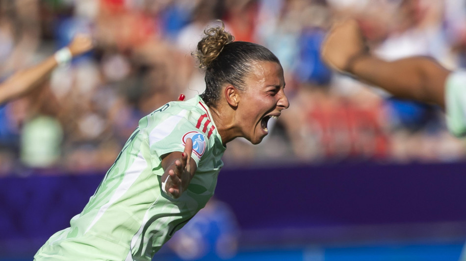 >>>ANSA/Europei donne: l'Italia vince all'esordio, 1-0 al Belgio