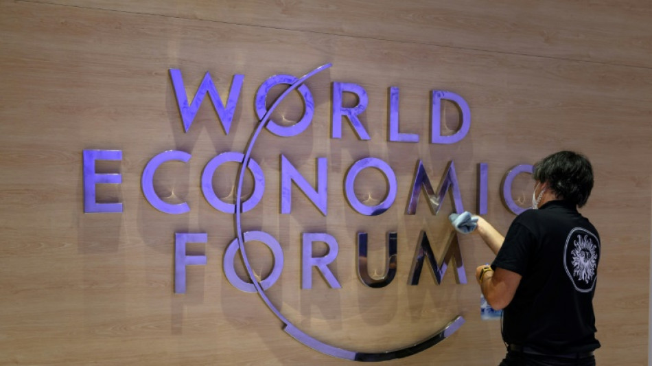 A Davos, Zelensky r&eacute;clame plus d'armes et des sanctions "maximum" contre la Russie