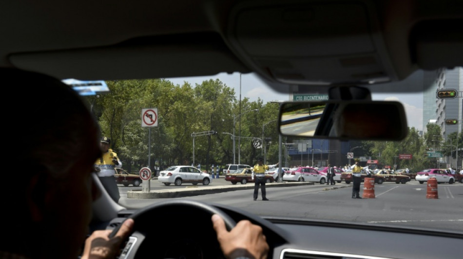  El conductor Uber en Latinoam&eacute;rica es un hombre con estudios que gana 7 d&oacute;lares por hora
 