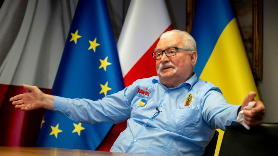  Ukraine : Trump est soit "un tra&icirc;tre", soit un dirigeant "exceptionnel", dit Lech Walesa dans un entretien avec l'AFP 