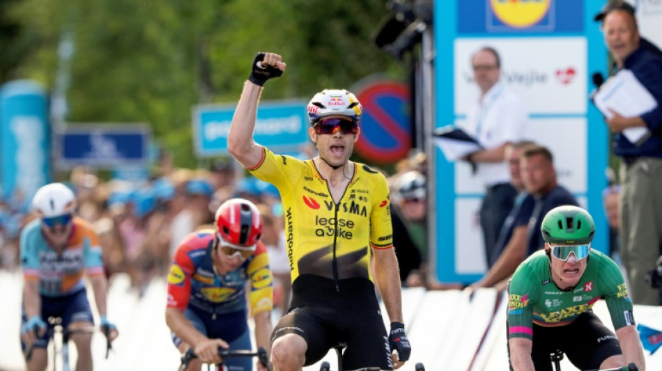  Van Aert vuelve con triunfo en la primera etapa de la Vuelta a Dinamarca 
