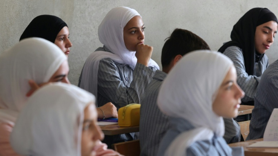  South Lebanon children return to school destroyed by Israel strike 