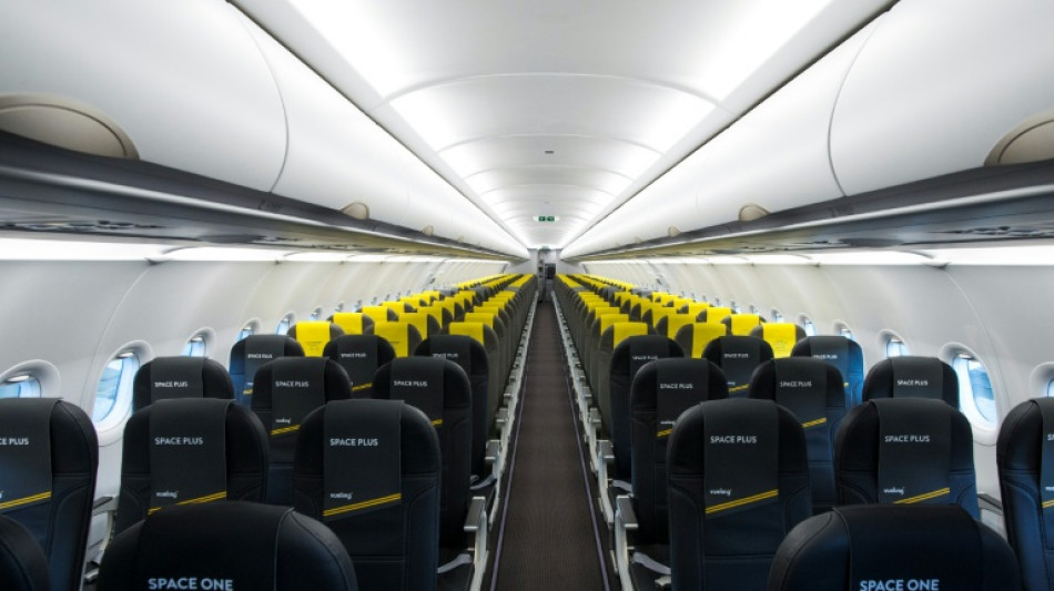 Companhia a&eacute;rea espanhola &eacute; acusada de 'discrimina&ccedil;&atilde;o' ap&oacute;s desembarcar adolescentes judeus franceses