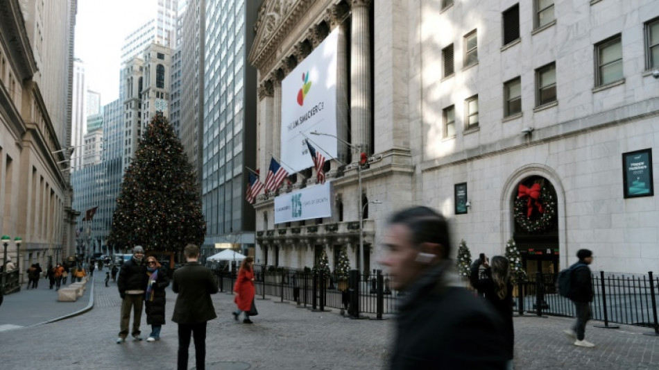 La Bourse de New York mitig&eacute;e, cherche un rebond de fin d'ann&eacute;e
