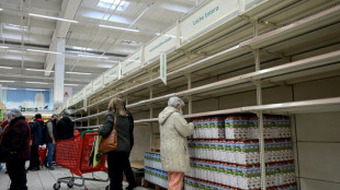 El gobierno espa&ntilde;ol, desbordado por una huelga de transportistas