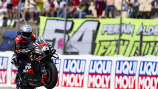 MotoGP: A.Espargar&ograve; vince la Sprint in Catalogna, Bagnaia cade