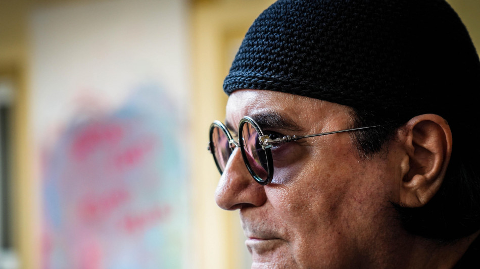  Renato Zero compie 76 anni, "mi regalo un altro disco per Natale" 