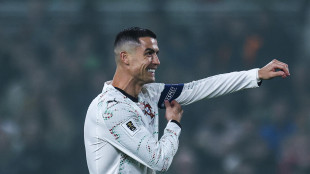 A 40 anni CR7 replica la rovesciata che affondò la Juventus