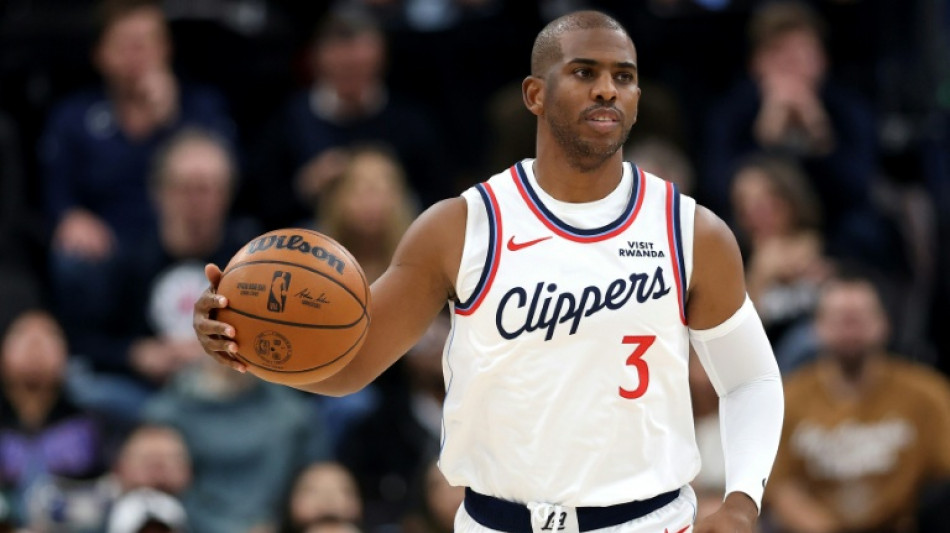  Chris Paul, um dos maiores armadores NBA, anuncia aposentadoria aos 40 anos 