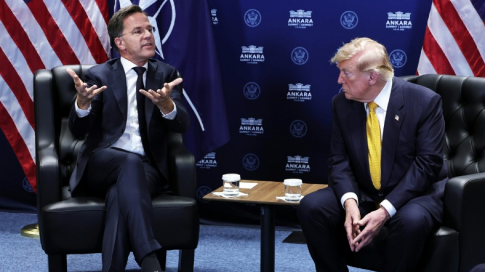  "Sehr ver&auml;rgert" - Trump feuert auf Gipfel Breitseite gegen Nato-Verb&uuml;ndete 