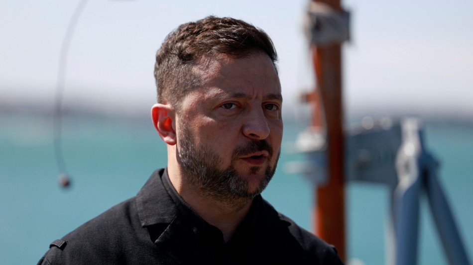  Zelensky, 'pronti per tutti i formati di riunione, contiamo su Witkoff e Kushner' 