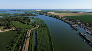 Farmers fear drought as Italy's longest river runs dry