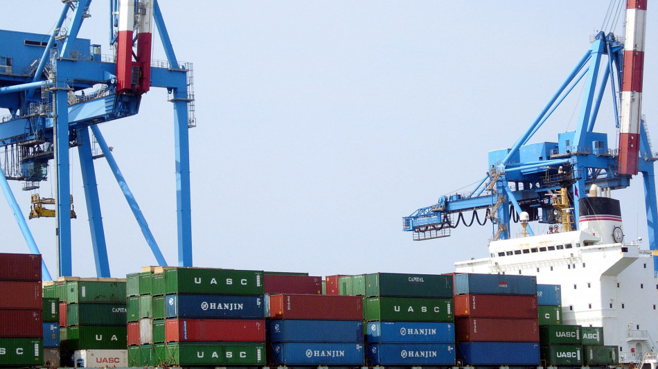  A giugno l'export sale dell'1,6%, +9,8% su base annua 