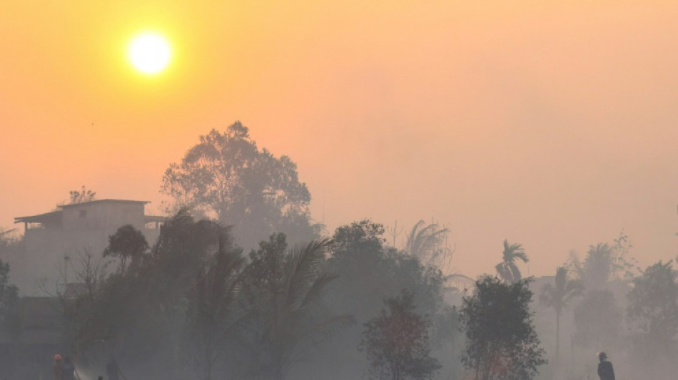  Focus turns to firms as Indonesia fire haze worsens 
