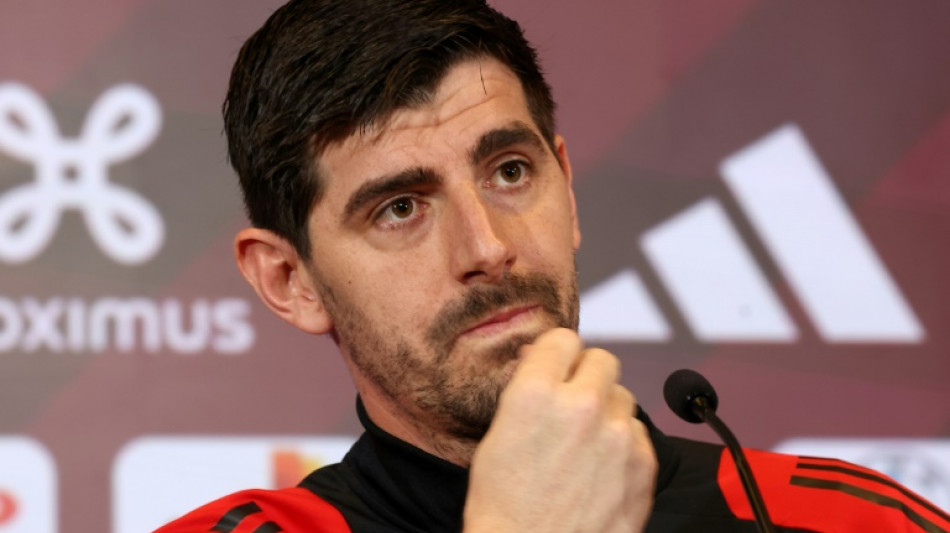 Com lesão nas costas, Courtois é dúvida para jogos da Bélgica nas Eliminatórias