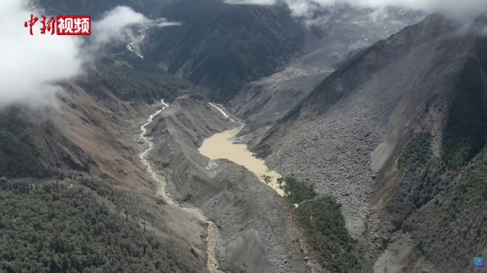  Crue au N&eacute;pal et en Chine: les secours face &agrave; la menace de nouvelles coul&eacute;es de boue 