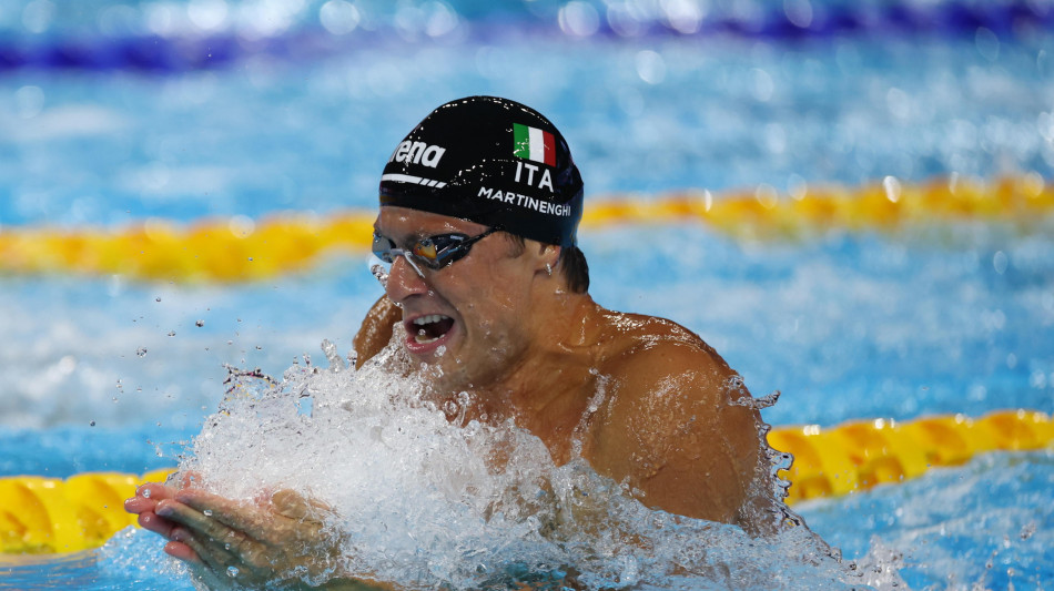 Mondiali nuoto: avanzano Martinenghi, Cerasuolo e Razzetti