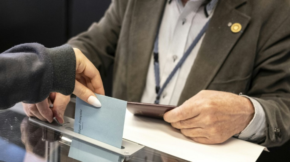 Pr&eacute;sidentielle: Macron ou Le Pen? La France vote pour un choix historique