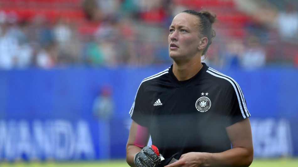 Nationaltorh&uuml;terin Schult erwartet erneut Nachwuchs