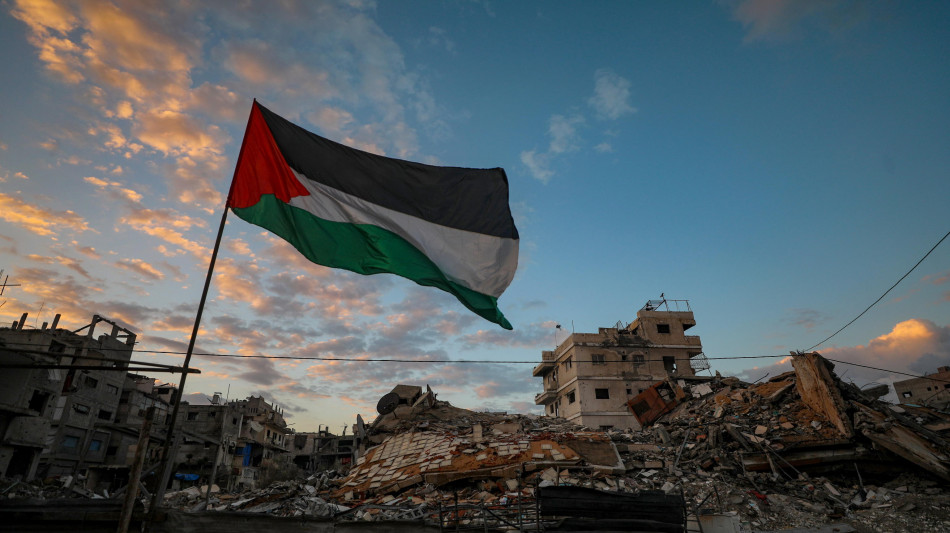  Hamas conferma l'accordo con Israele, 'disarmo del movimento a Gaza' 