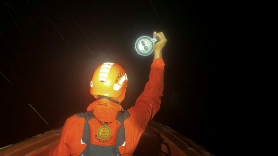 Encuentran a la mayor&iacute;a de los desaparecidos tras el naufragio de un barco en Indonesia