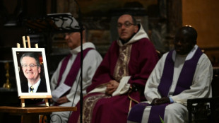 Aux obs&egrave;ques de Bernard Lapasset, le dernier hommage &agrave; un "visionnaire"