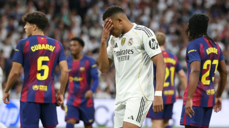  Espagne: balle de titre pour le Bar&ccedil;a, le Real au bord de l'implosion 