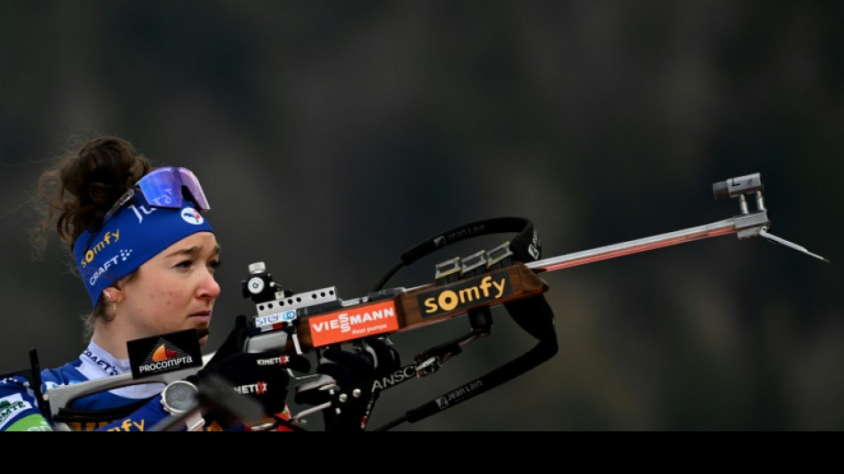 Biathlon: Simon tient le rythme, premi&egrave;re pour Jeanmonnot &agrave; Ruhpolding