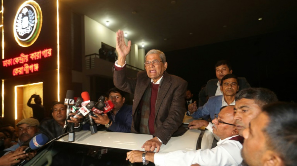 Bangladesh opposition chief held after anti-PM protests