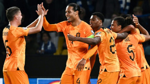 Holanda vence Gr&eacute;cia e aumenta chances de ir &agrave; Eurocopa de 2024