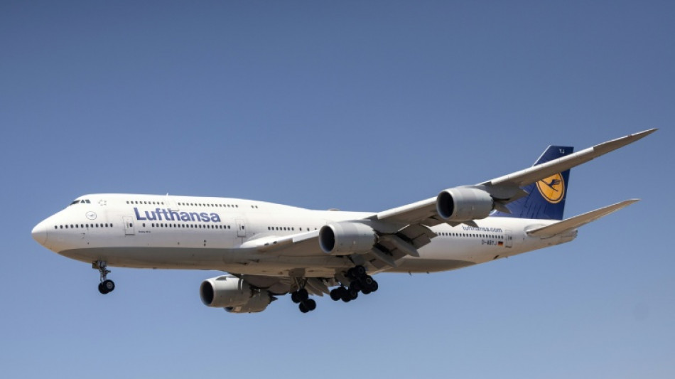  Gewinn der Lufthansa sinkt wegen h&ouml;herer Kerosinpreise deutlich 